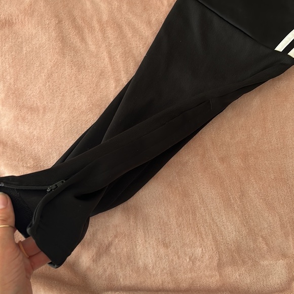 Adidas black sweatpants - Picture 5 of 5